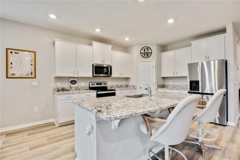 House in Parrish, Florida 4 bedrooms, 189.99 sq.m. № 1829128 - photo 14