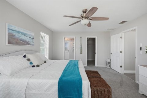 House in Hernando Beach, Florida 3 bedrooms, 205.31 sq.m. № 2234265 - photo 26