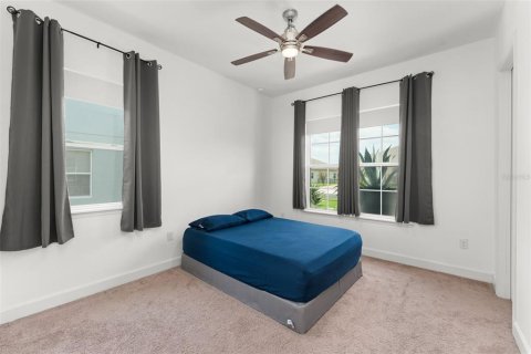 Casa en venta en Kissimmee, Florida, 4 dormitorios, 367.24 m2 № 1853725 - foto 21
