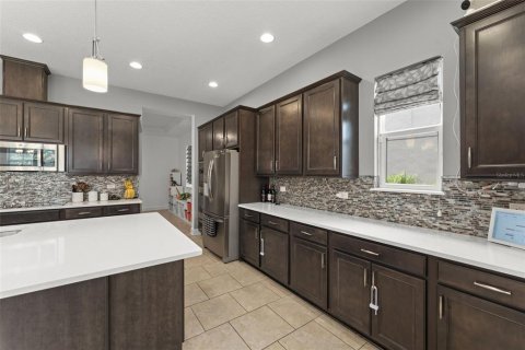 Casa en venta en Kissimmee, Florida, 4 dormitorios, 367.24 m2 № 1853725 - foto 9