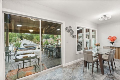 Casa en venta en Apopka, Florida, 4 dormitorios, 270.9 m2 № 2298381 - foto 23