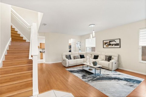 Casa en venta en Apopka, Florida, 4 dormitorios, 270.9 m2 № 2298381 - foto 13