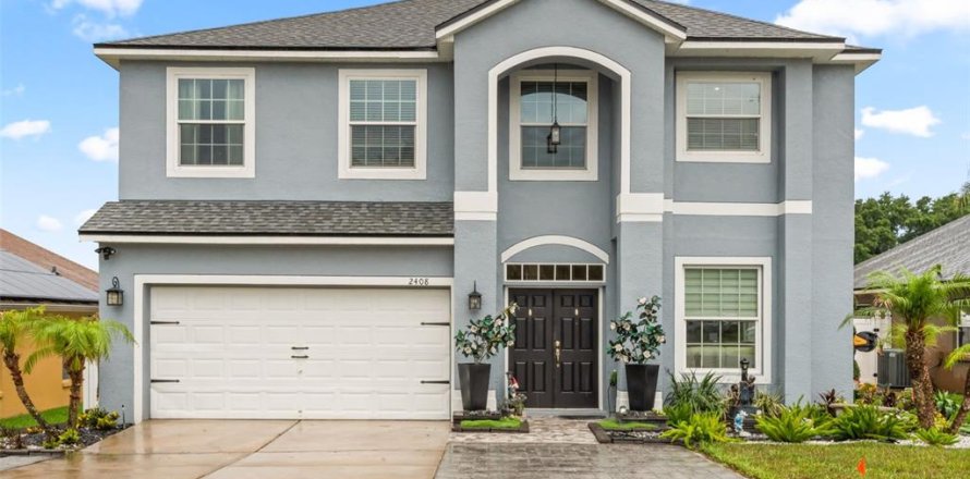 Casa en Apopka, Florida 4 dormitorios, 270.9 m2 № 2298381