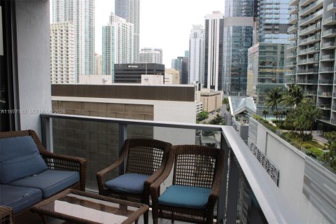 Condominio en alquiler en Miami, Florida, 3 dormitorios, 198.25 m2 № 2041590 - foto 20