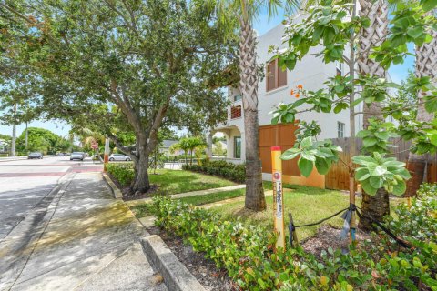 Appartement à louer à Lake Worth, Floride: 2 chambres, 94.39 m2 № 2254587 - photo 22