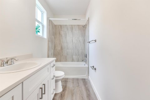 Appartement à louer à Lake Worth, Floride: 2 chambres, 94.39 m2 № 2254587 - photo 3