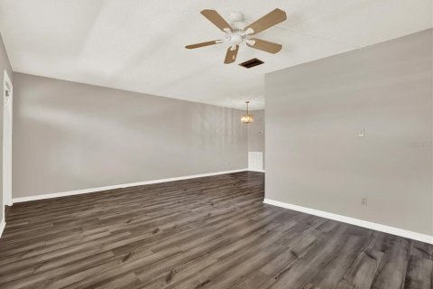 Copropriété à vendre à Gulfport, Floride: 1 chambre, 75.72 m2 № 1815886 - photo 8