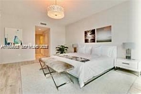 Купить кондоминиум в Норт-Майами-Бич, Флорида 2 спальни, 168.8м2, № 2051413 - фото 11