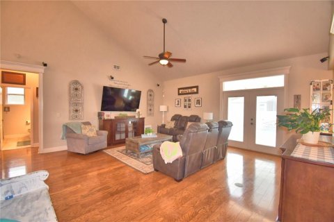 Casa en venta en Lakeland, Florida, 4 dormitorios, 297.84 m2 № 2216664 - foto 20