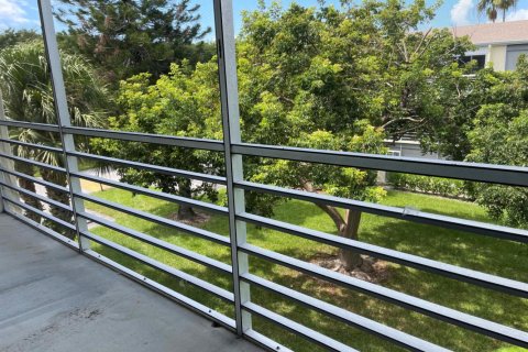 Condominio en alquiler en Boca Raton, Florida, 2 dormitorios, 78.04 m2 № 710372 - foto 1