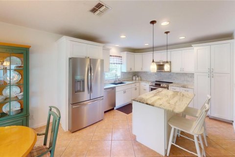 House in Englewood, Florida 2 bedrooms, 147.53 sq.m. № 1771295 - photo 14