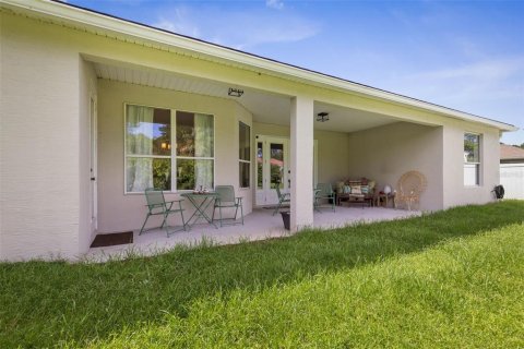 House in Palm Coast, Florida 4 bedrooms, 231.14 sq.m. № 1915220 - photo 29
