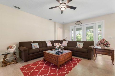 House in Palm Coast, Florida 4 bedrooms, 231.14 sq.m. № 1915220 - photo 21