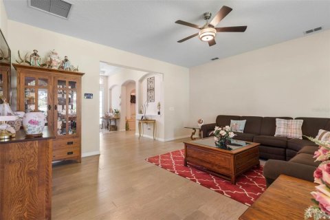 House in Palm Coast, Florida 4 bedrooms, 231.14 sq.m. № 1915220 - photo 9