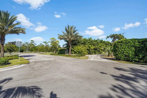 Casa en venta en Gulf Stream, Florida, 6 dormitorios, 1198.16 m2 № 2429778 - foto 6