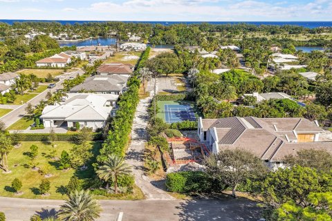 Casa en venta en Gulf Stream, Florida, 6 dormitorios, 1198.16 m2 № 2429778 - foto 25