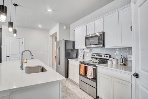 Casa en venta en Winter Haven, Florida, 4 dormitorios, 209.12 m2 № 1905314 - foto 8
