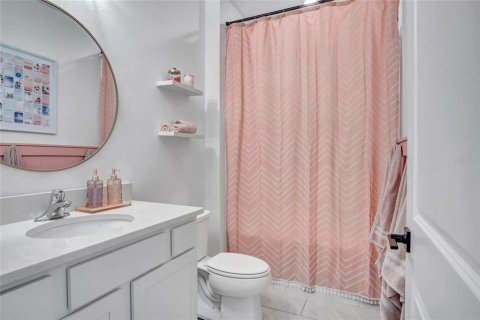 Casa en venta en Winter Haven, Florida, 4 dormitorios, 209.12 m2 № 1905314 - foto 20