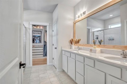 Casa en venta en Winter Haven, Florida, 4 dormitorios, 209.12 m2 № 1905314 - foto 12