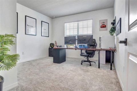 Casa en venta en Winter Haven, Florida, 4 dormitorios, 209.12 m2 № 1905314 - foto 19