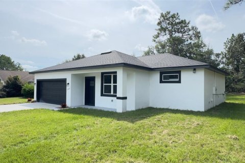 Villa ou maison à vendre à Citrus Springs, Floride: 4 chambres, 143.81 m2 № 2136252 - photo 2