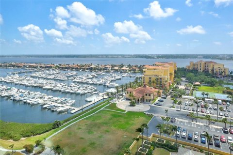 Condo in Palmetto, Florida, 3 bedrooms  № 1677974 - photo 29