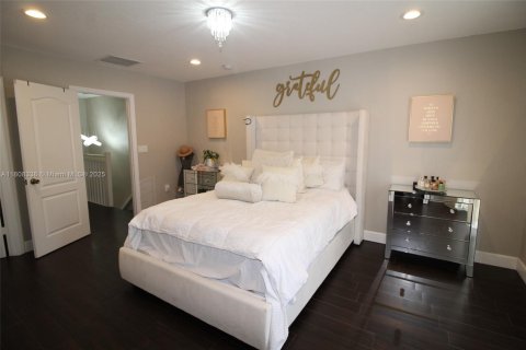 Touwnhouse à vendre à Miramar, Floride: 3 chambres, 117.99 m2 № 1813993 - photo 16