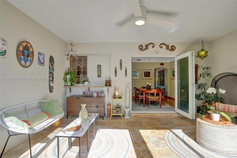 Casa en venta en Hollywood, Florida, 3 dormitorios, 140.1 m2 № 1995245 - foto 19