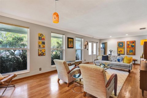 Casa en venta en Hollywood, Florida, 3 dormitorios, 140.1 m2 № 1995245 - foto 12