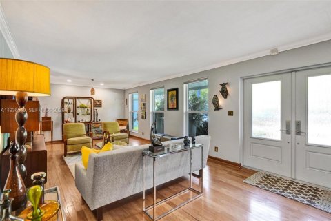 Casa en venta en Hollywood, Florida, 3 dormitorios, 140.1 m2 № 1995245 - foto 10