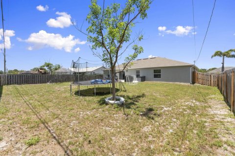 Casa en venta en Port St. Lucie, Florida, 4 dormitorios, 198.25 m2 № 2078353 - foto 26