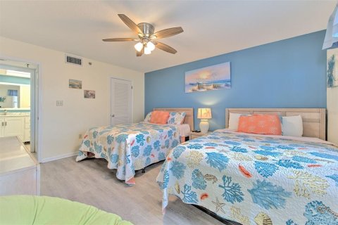 Condominio en venta en Redington Shores, Florida, 3 dormitorios, 134.71 m2 № 1833031 - foto 22