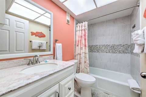 Condominio en venta en Redington Shores, Florida, 3 dormitorios, 134.71 m2 № 1833031 - foto 28