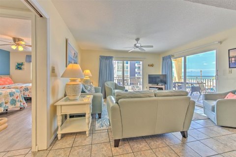 Condominio en venta en Redington Shores, Florida, 3 dormitorios, 134.71 m2 № 1833031 - foto 11