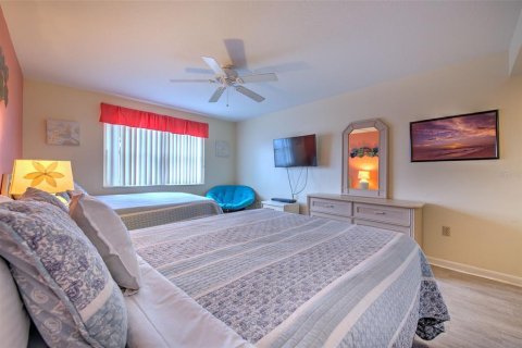 Condominio en venta en Redington Shores, Florida, 3 dormitorios, 134.71 m2 № 1833031 - foto 26