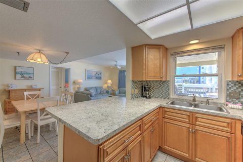 Condominio en venta en Redington Shores, Florida, 3 dormitorios, 134.71 m2 № 1833031 - foto 20