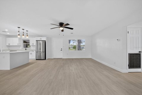 Casa en venta en Apollo Beach, Florida, 3 dormitorios, 150.5 m2 № 1837680 - foto 24