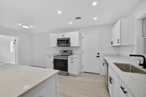Casa en venta en Apollo Beach, Florida, 3 dormitorios, 150.5 m2 № 1837680 - foto 17