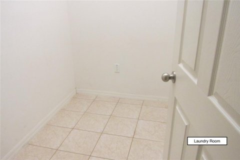 House in Kissimmee, Florida 3 bedrooms, 183.11 sq.m. № 2202607 - photo 17