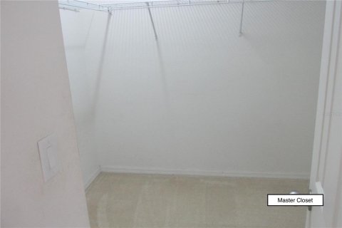 House in Kissimmee, Florida 3 bedrooms, 183.11 sq.m. № 2202607 - photo 11