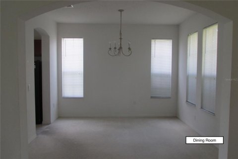 House in Kissimmee, Florida 3 bedrooms, 183.11 sq.m. № 2202607 - photo 5