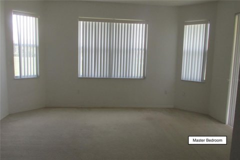 House in Kissimmee, Florida 3 bedrooms, 183.11 sq.m. № 2202607 - photo 7