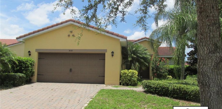 House in Kissimmee, Florida 3 bedrooms, 183.11 sq.m. № 2202607