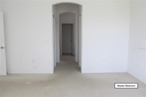 House in Kissimmee, Florida 3 bedrooms, 183.11 sq.m. № 2202607 - photo 6