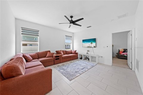 Villa ou maison à vendre à Haines City, Floride: 4 chambres, 154.4 m2 № 2124741 - photo 8
