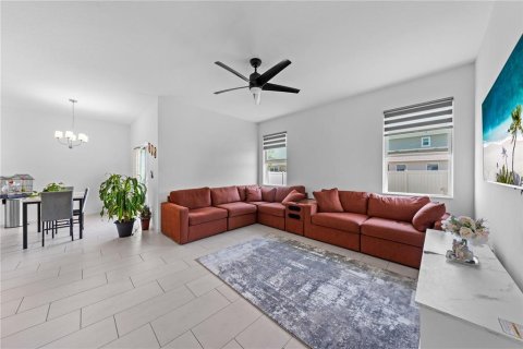 Villa ou maison à vendre à Haines City, Floride: 4 chambres, 154.4 m2 № 2124741 - photo 7