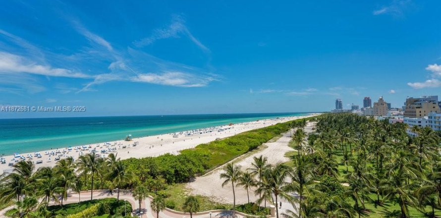 Condo in Miami Beach, Florida, 2 bedrooms  № 1980281