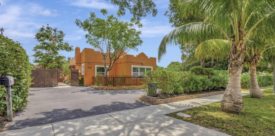 Casa en West Palm Beach, Florida 2 dormitorios, 118.82 m2 № 1189956