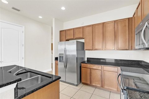 House in Orlando, Florida 4 bedrooms, 204.57 sq.m. № 2120154 - photo 11
