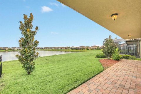 House in Orlando, Florida 4 bedrooms, 204.57 sq.m. № 2120154 - photo 29
